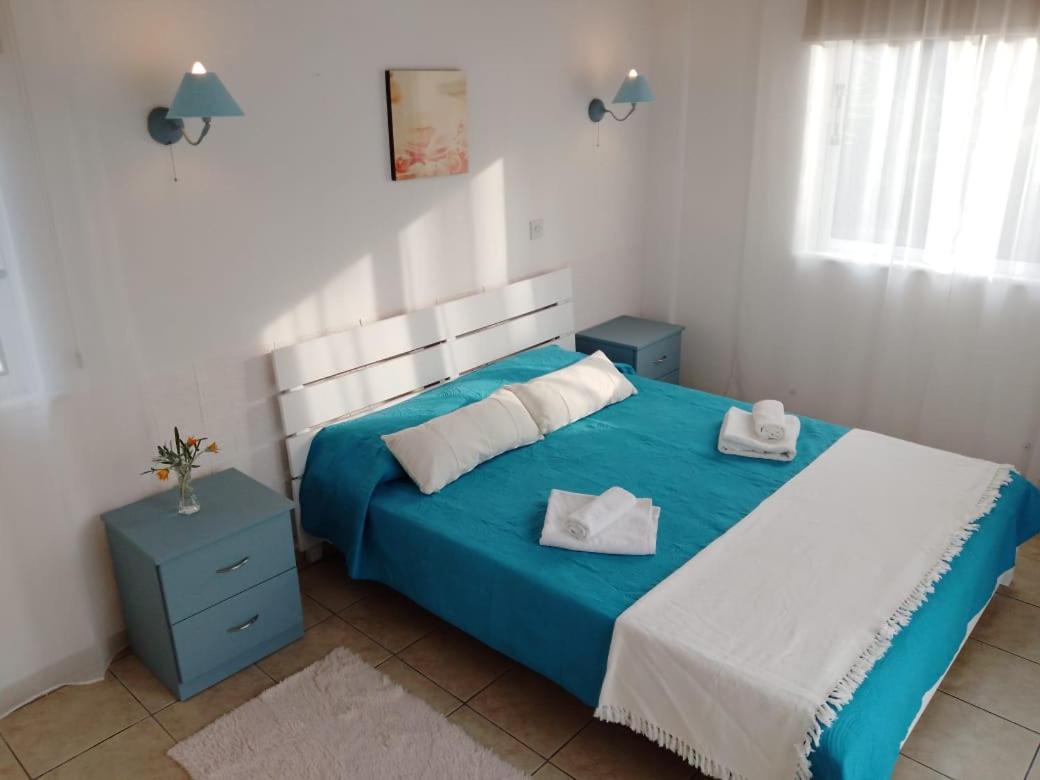 Villa Chrysanthemum Neo Chorio Buitenkant foto