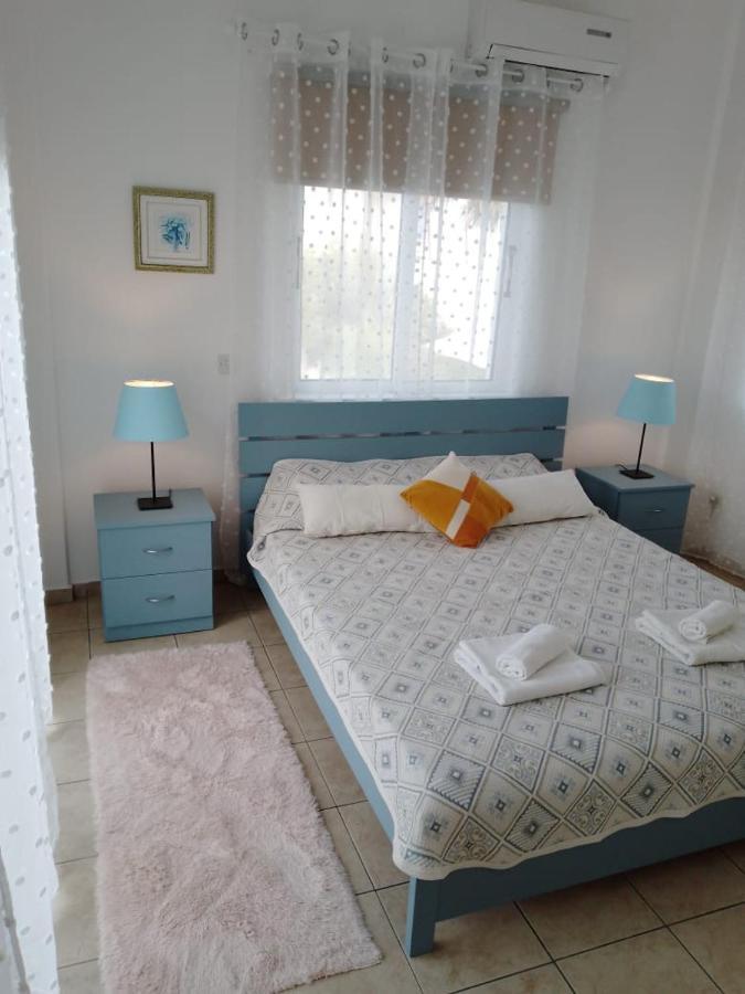 Villa Chrysanthemum Neo Chorio Buitenkant foto